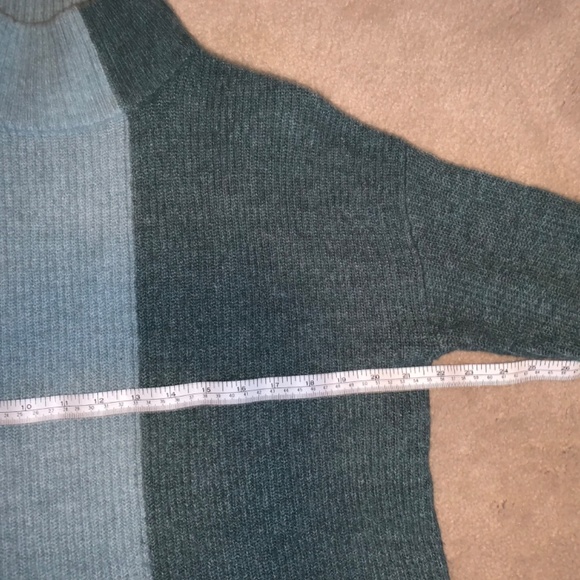 RW&CO MOCK COLOURBLOCK TURTLENECK SWEATER - Picture 4 of 6